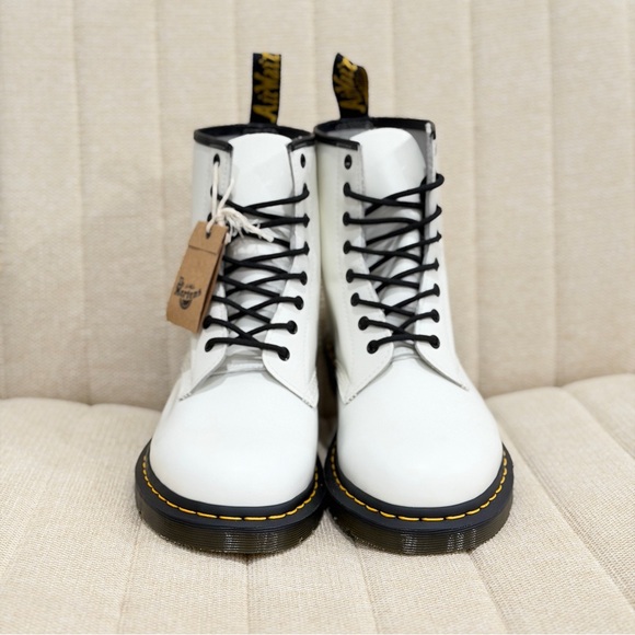 NEW Dr. Martens 1460 Unisex White Boots with Black Laces - Picture 5 of 8